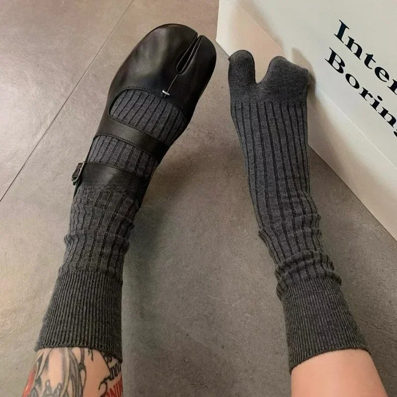 Meias altas de coxa de dois de - Toe Sock Split avaliação e preço